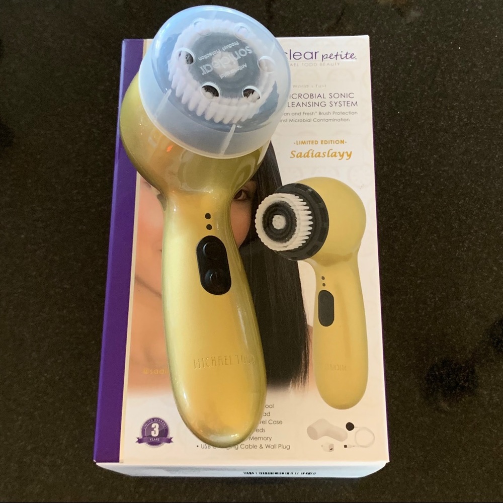 New Michael Todd Beauty Soniclear Petite Brush